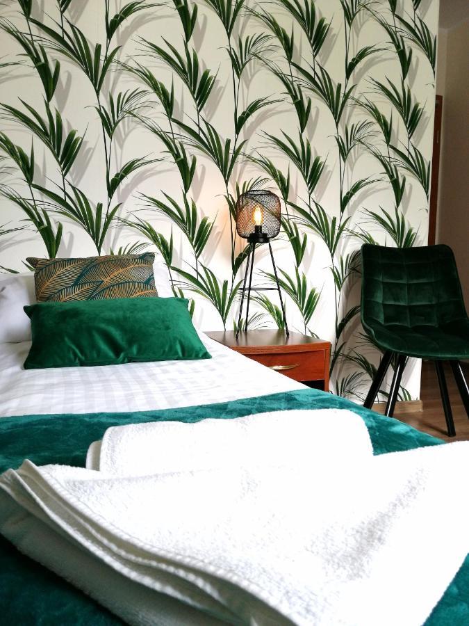 Bed and Breakfast Platinum Budzyń Exteriér fotografie